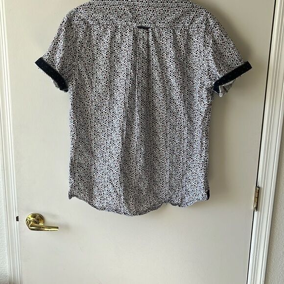 Sunrise Kingdom Button Down Shirt Size L GUC Floral print - Picture 2 of 7